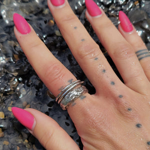 VOLCANIC ROCKS STACKABLE RINGS