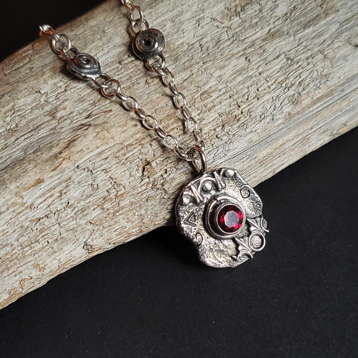 Midnight hour Pendant