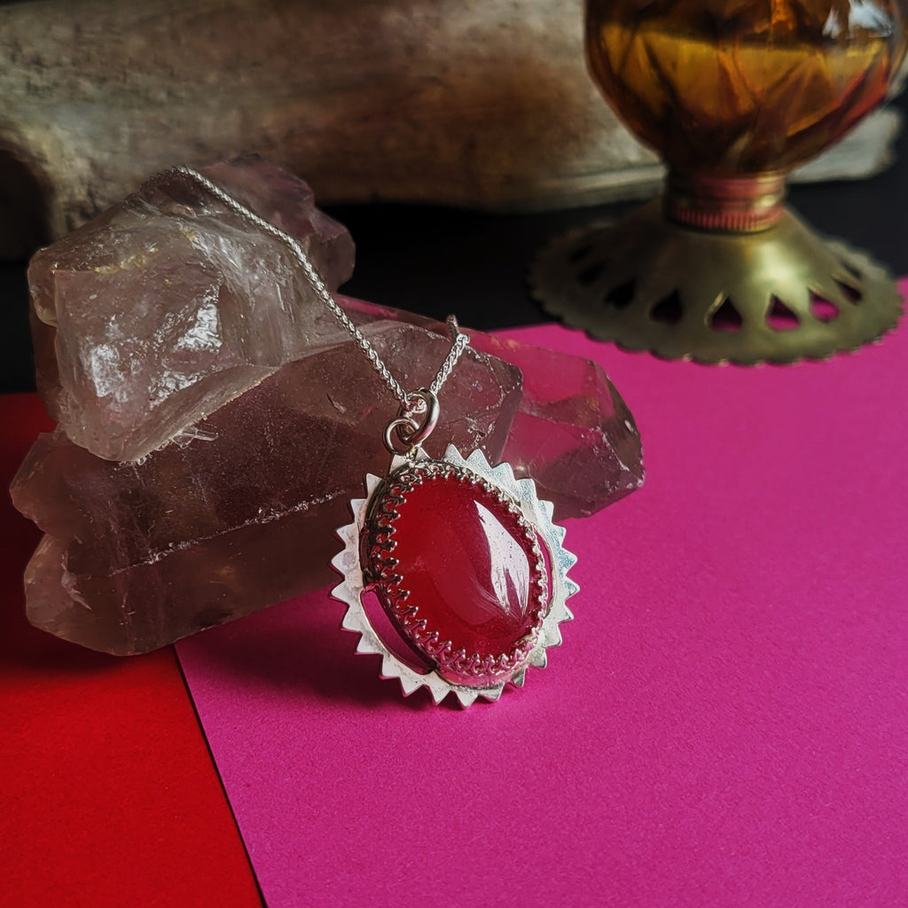 VI Pendant
