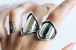 ADAMAS (ⴰⴷⴰⵎⴰⵙ) RING