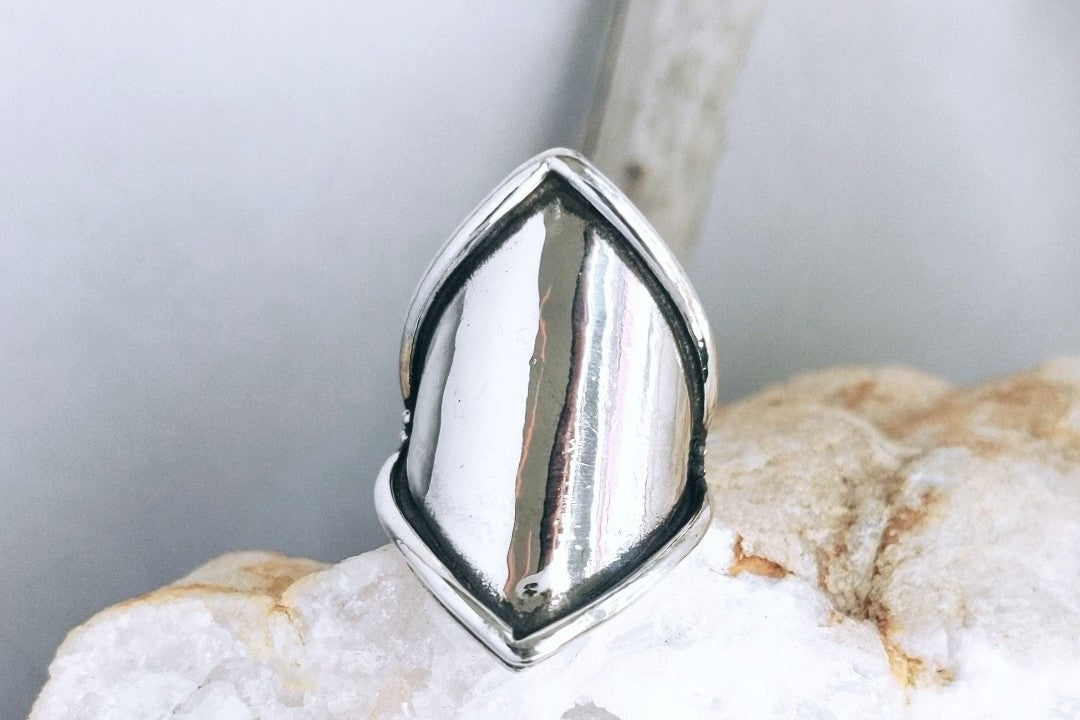 ADAMAS (ⴰⴷⴰⵎⴰⵙ) RING